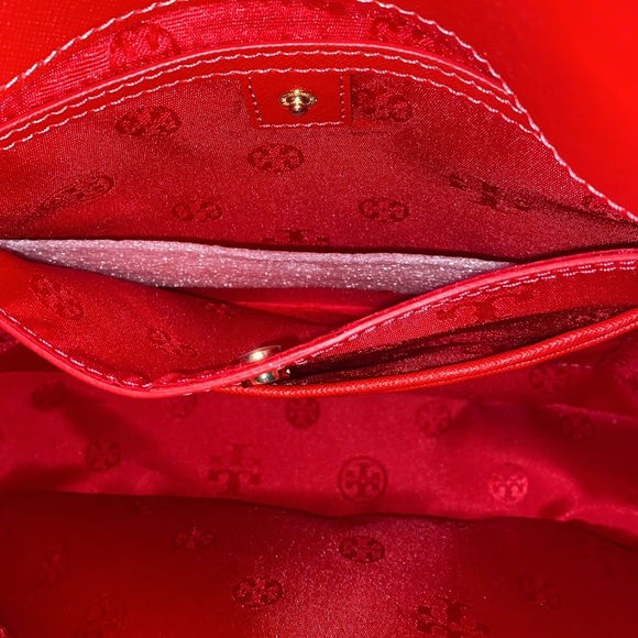 Tory Burch Robinson Dome Satchel (Large) - Picture 7 of 8